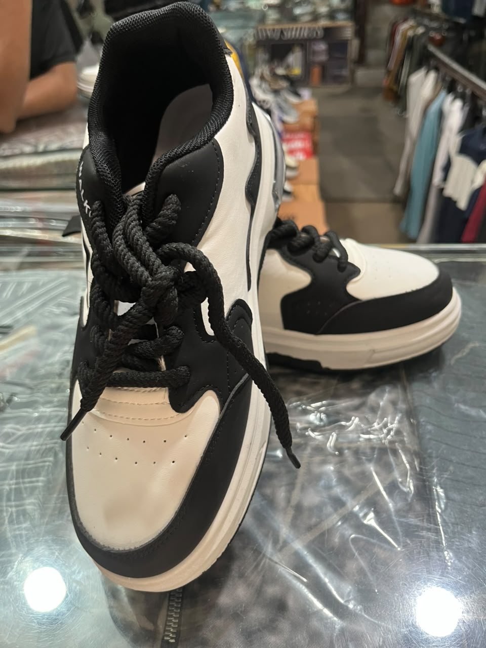 AJ Collection STAR – White & black Casual Sneakers 8310
